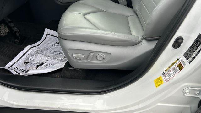 used 2023 Toyota Highlander car, priced at $37,900