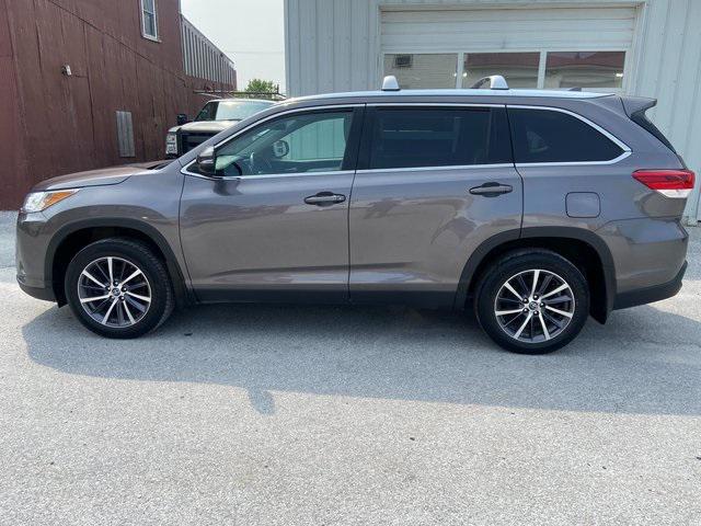 used 2019 Toyota Highlander car, priced at $25,500