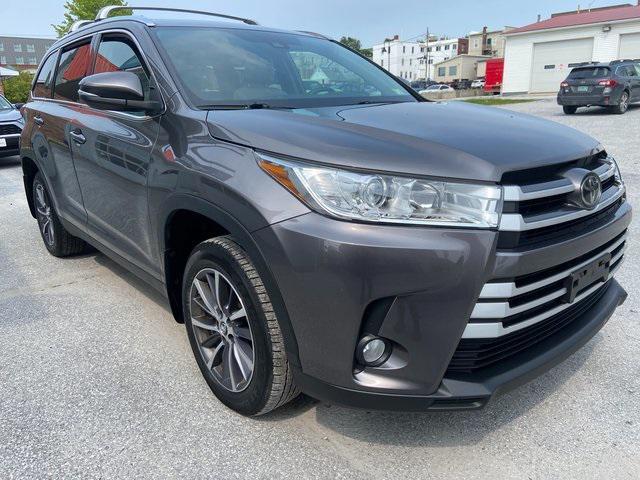 used 2019 Toyota Highlander car, priced at $25,500