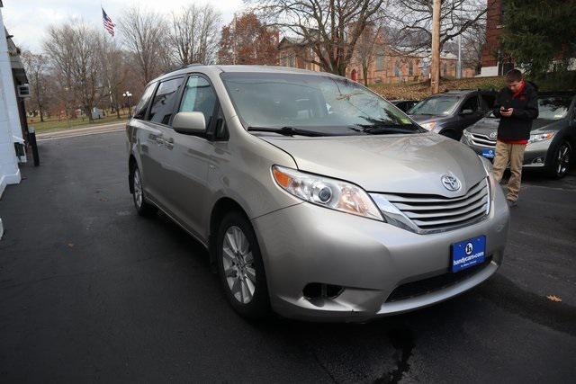 used 2016 Toyota Sienna car