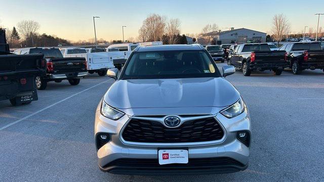 used 2024 Toyota Highlander Hybrid car, priced at $47,300