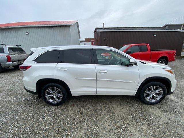 used 2015 Toyota Highlander car, priced at $21,995