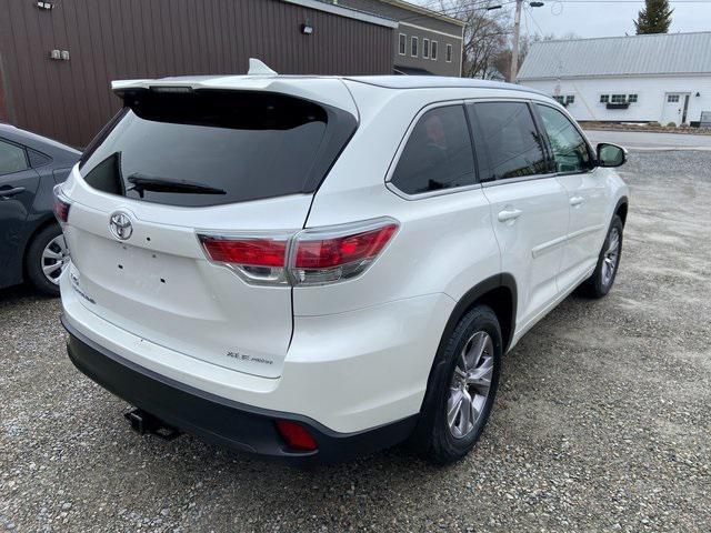 used 2015 Toyota Highlander car, priced at $21,995