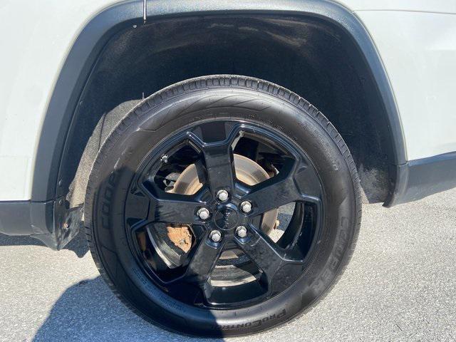used 2019 Jeep Grand Cherokee car, priced at $19,995