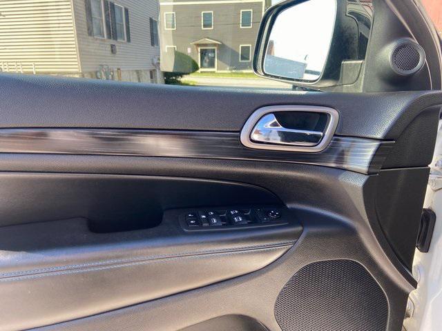 used 2019 Jeep Grand Cherokee car, priced at $19,995
