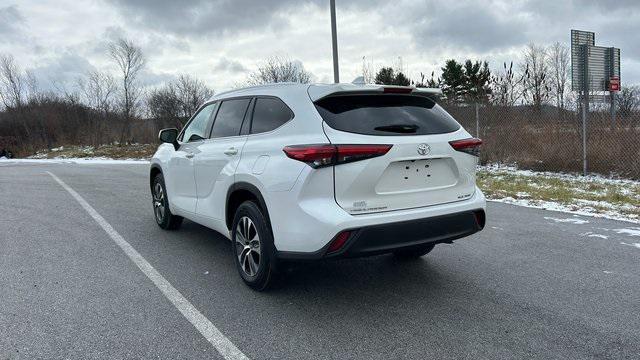 used 2021 Toyota Highlander car, priced at $30,500