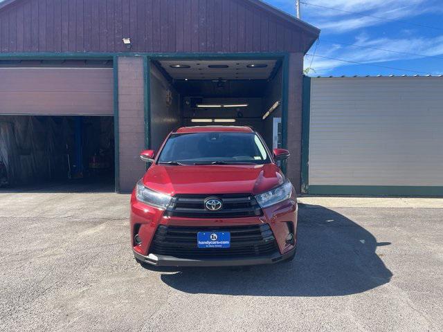used 2019 Toyota Highlander car, priced at $21,500