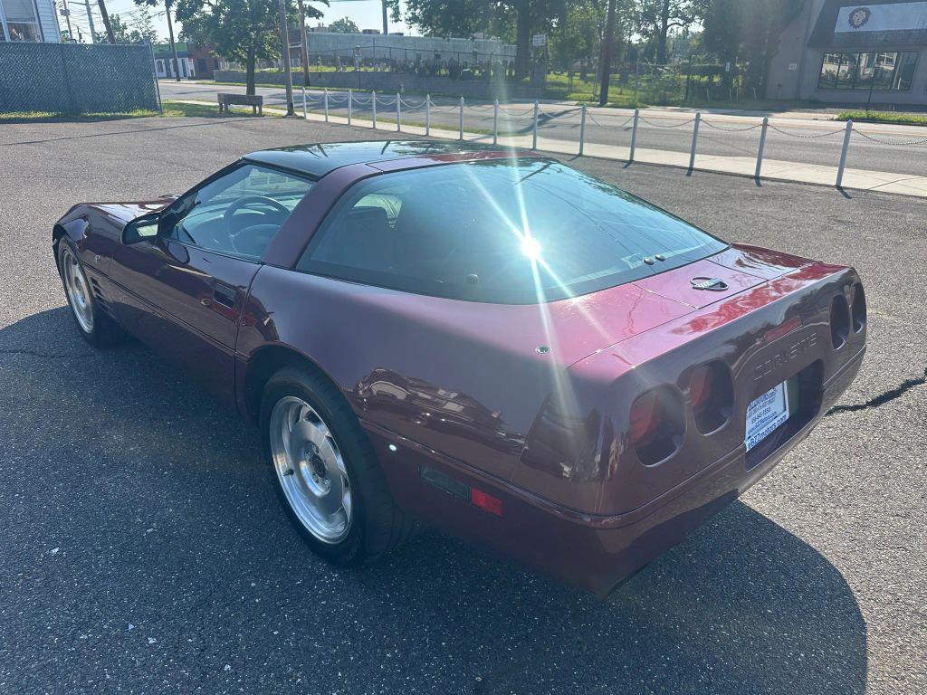 used 1993 Chevrolet Corvette car, priced at $15,989