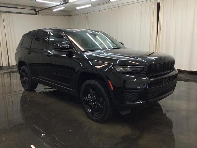 new 2025 Jeep Grand Cherokee car, priced at $46,008