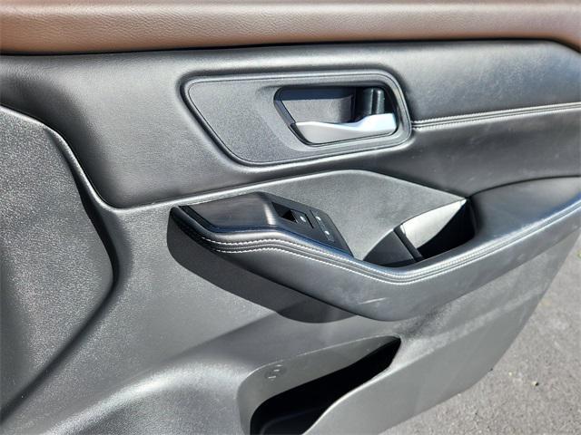 used 2023 Nissan Rogue car, priced at $20,011