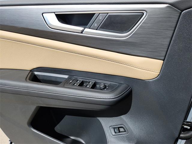 new 2026 Volkswagen Atlas Cross Sport car, priced at $46,724