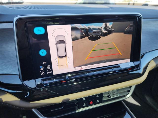 new 2026 Volkswagen Atlas Cross Sport car, priced at $46,724