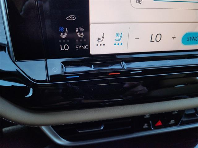 new 2026 Volkswagen Atlas Cross Sport car, priced at $46,724