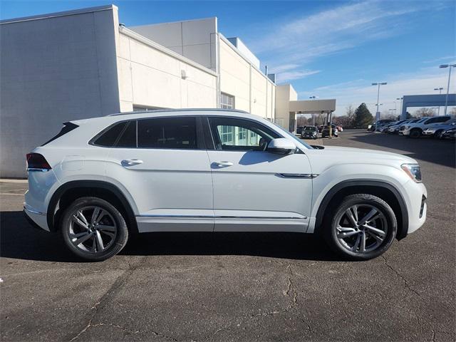 new 2024 Volkswagen Atlas Cross Sport car, priced at $46,066