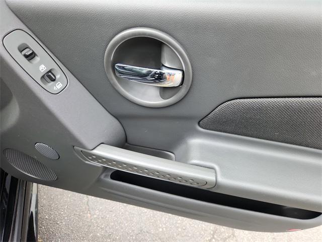 used 2005 Pontiac Grand Prix car, priced at $4,689