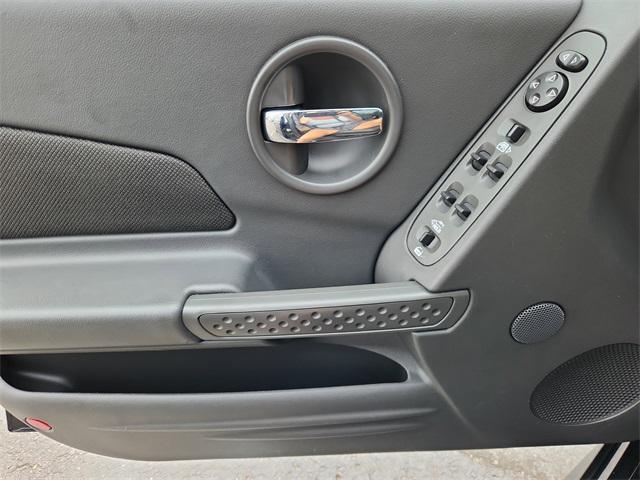 used 2005 Pontiac Grand Prix car, priced at $4,689