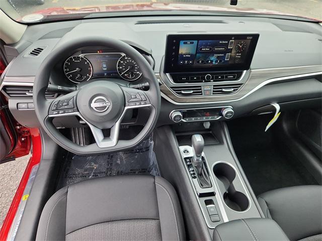 new 2025 Nissan Altima car, priced at $30,432