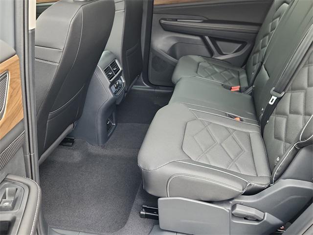new 2025 Volkswagen Atlas car, priced at $44,963