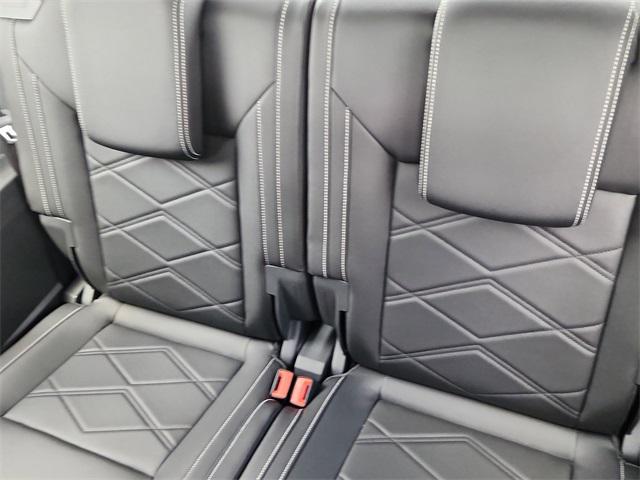 new 2025 Volkswagen Atlas car, priced at $44,963