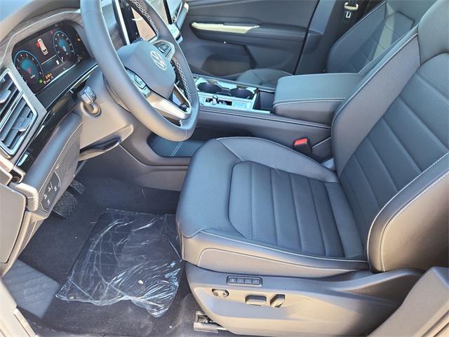 new 2026 Volkswagen Atlas car, priced at $49,245