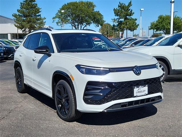 new 2025 Volkswagen Tiguan car, priced at $36,654