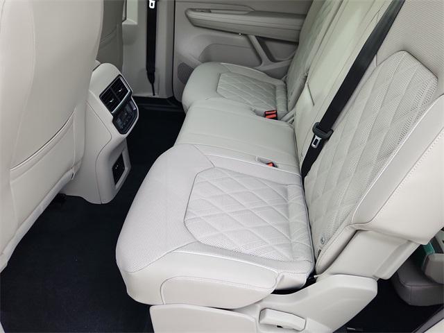 new 2026 Volkswagen Atlas car, priced at $54,292