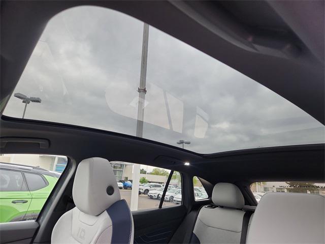 new 2025 Volkswagen ID.4 car, priced at $49,347