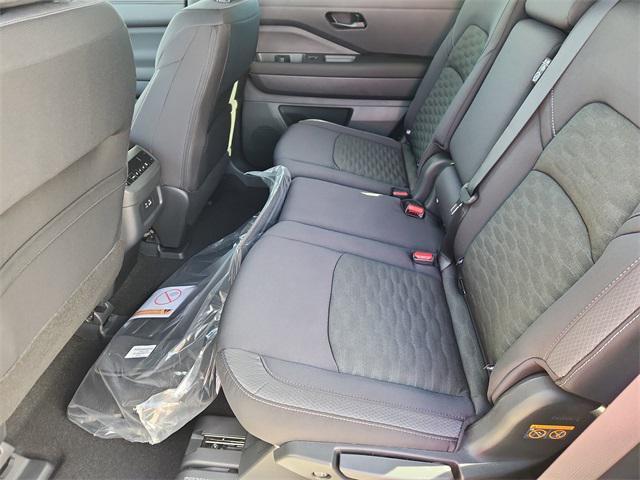 new 2025 Nissan Pathfinder car, priced at $35,980