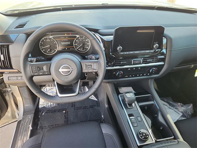 new 2025 Nissan Pathfinder car, priced at $35,980
