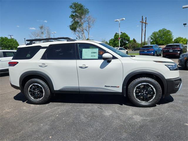 new 2025 Nissan Pathfinder car, priced at $43,260