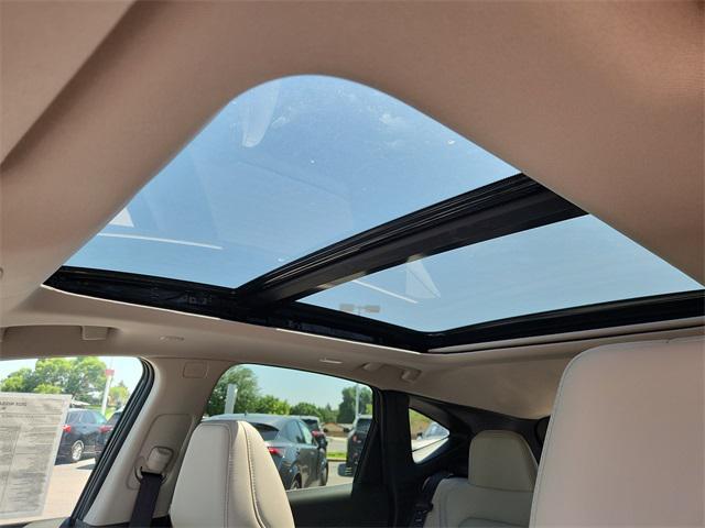 new 2025 Nissan Murano car, priced at $41,121