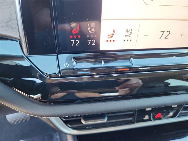 new 2026 Volkswagen Atlas car, priced at $45,375