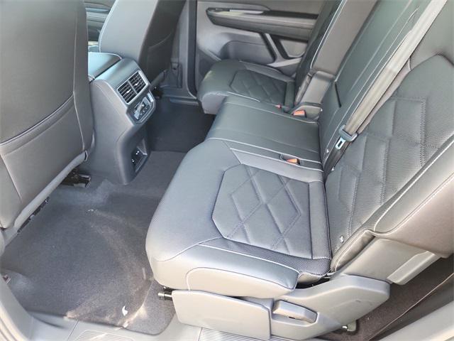 new 2026 Volkswagen Atlas car, priced at $45,375