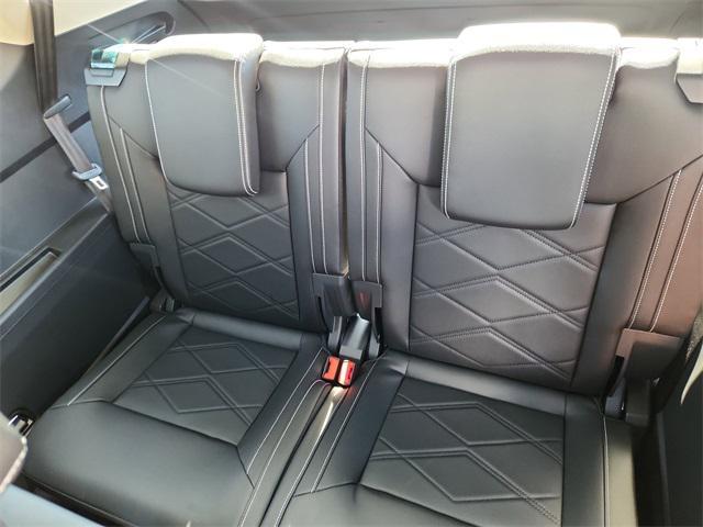 new 2026 Volkswagen Atlas car, priced at $45,375