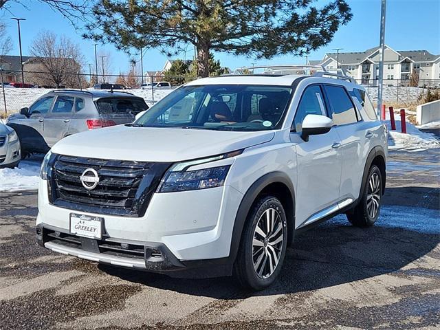 new 2025 Nissan Pathfinder car, priced at $51,526