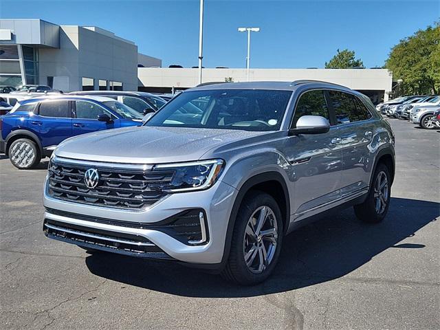 new 2024 Volkswagen Atlas Cross Sport car, priced at $45,687