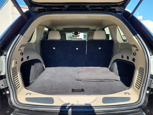 used 2018 Jeep Grand Cherokee car, priced at $17,636