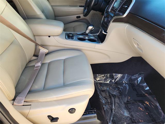 used 2018 Jeep Grand Cherokee car, priced at $17,636