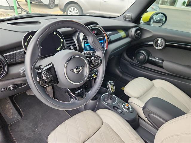used 2021 MINI Hardtop car, priced at $23,999