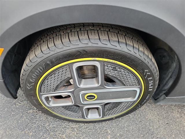 used 2021 MINI Hardtop car, priced at $23,999