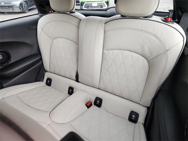 used 2021 MINI Hardtop car, priced at $23,999