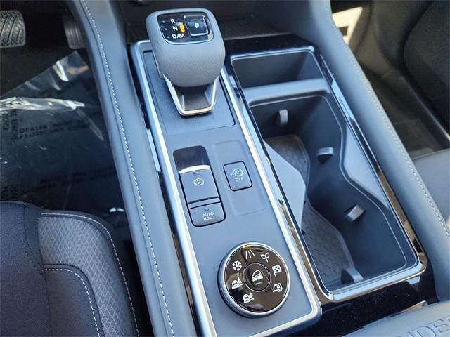 new 2025 Nissan Pathfinder car, priced at $36,095