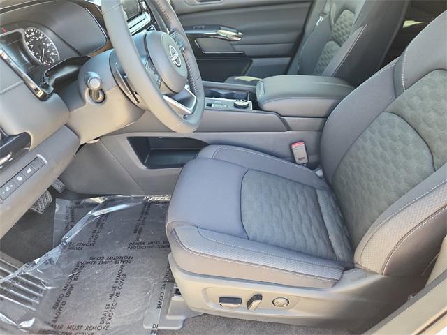 new 2025 Nissan Pathfinder car, priced at $36,095