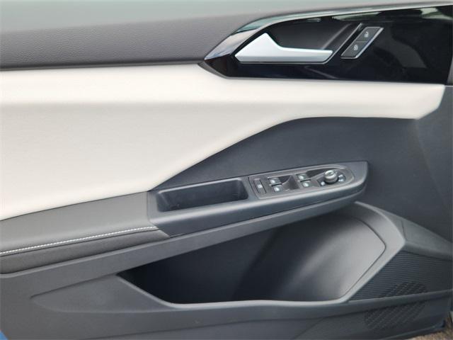 new 2025 Volkswagen Taos car, priced at $27,578