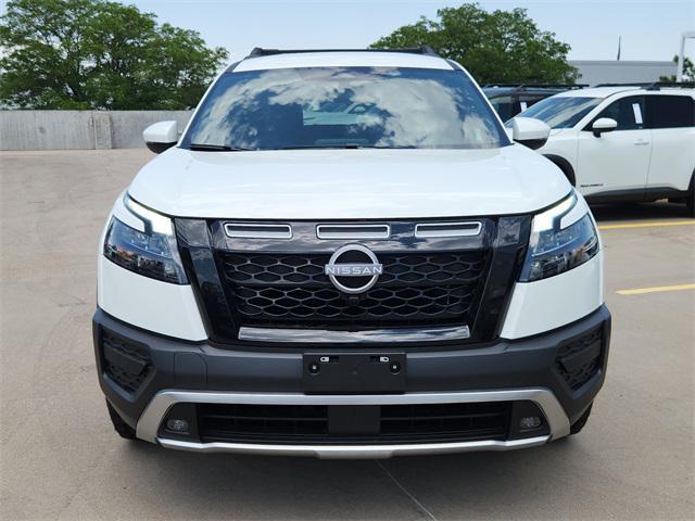 new 2025 Nissan Pathfinder car, priced at $43,338