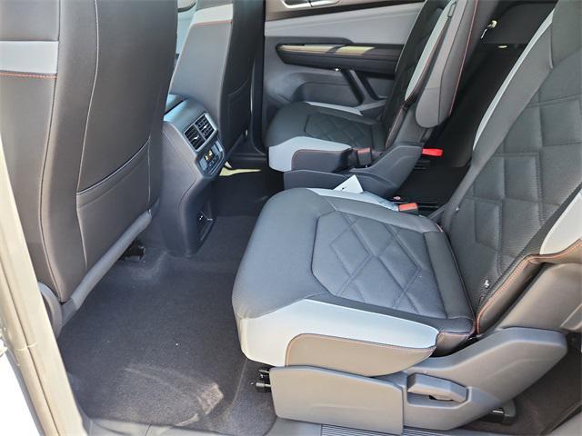 new 2026 Volkswagen Atlas car, priced at $49,292
