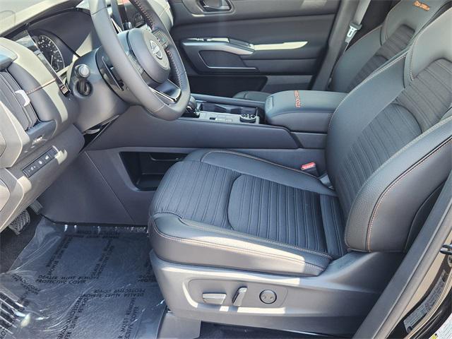 new 2025 Nissan Pathfinder car, priced at $43,260