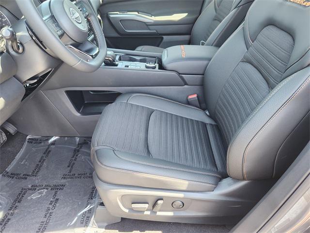 new 2025 Nissan Pathfinder car, priced at $42,725