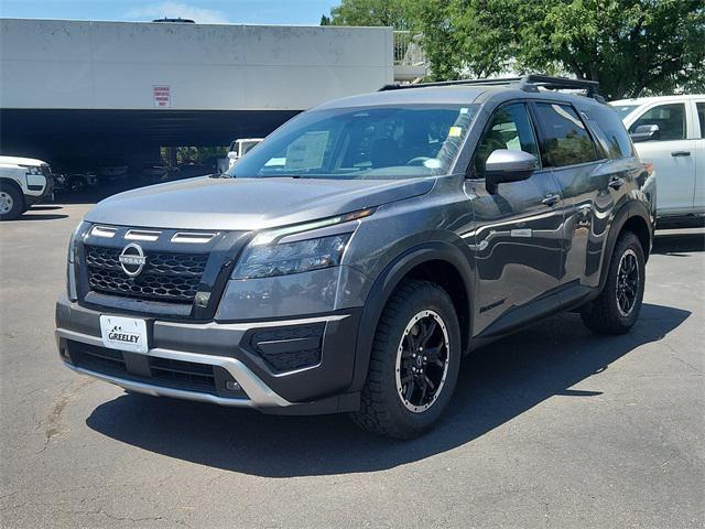 new 2025 Nissan Pathfinder car, priced at $42,725