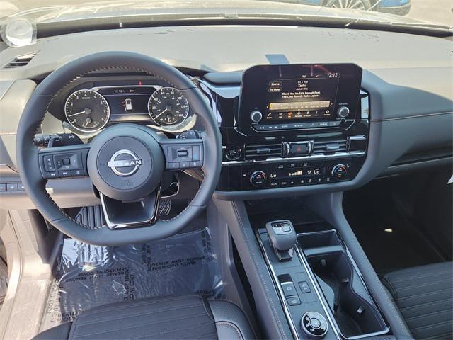 new 2025 Nissan Pathfinder car, priced at $42,725